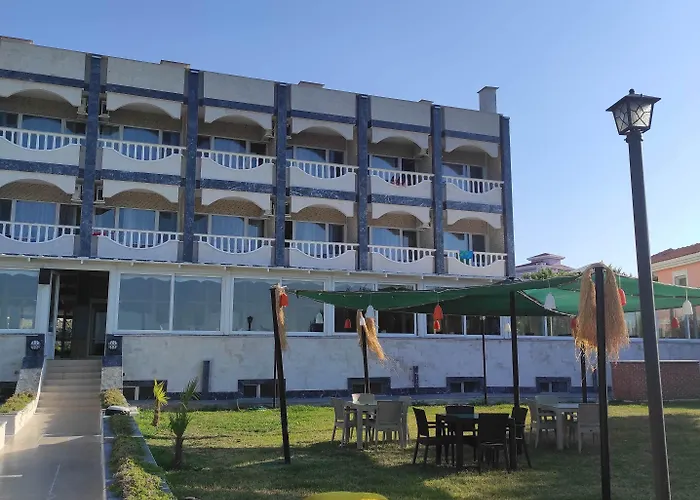 Hotel Cunda Basel 3*