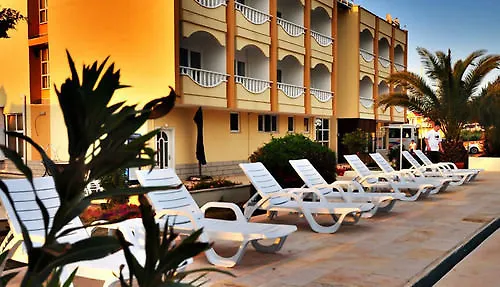 Cunda Basel 3* Ayvalı