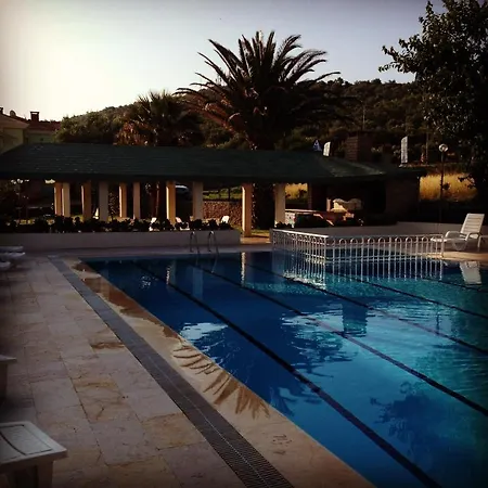 Cunda Basel 3* Ayvalı