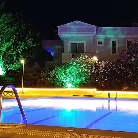 ホテル Cunda Basel