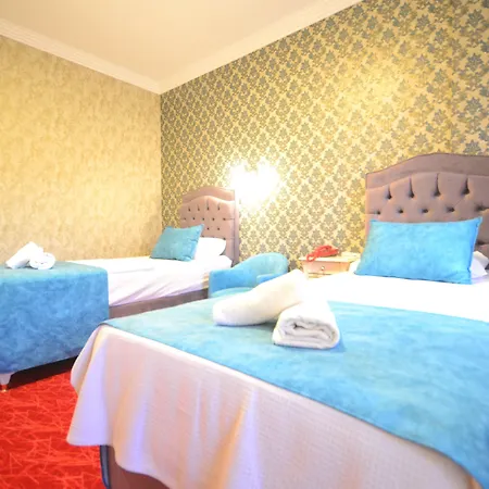 Otel Cunda Basel 3*
