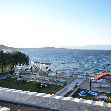 Cunda Basel ホテル 3*