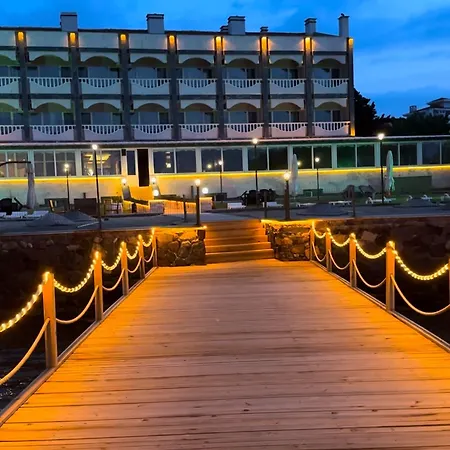 Cunda Basel Otel Ayvalı