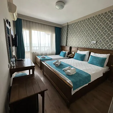 Cunda Basel Otel 3*
