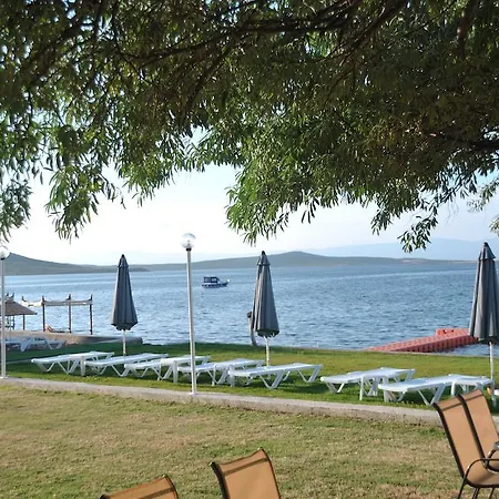 ホテル Cunda Basel Ayvalı