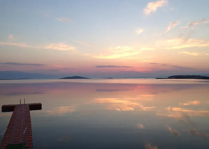 Cunda Basel Hotel 3*